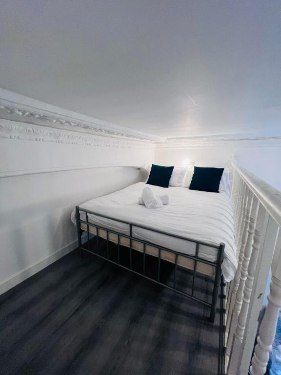 F101-First Floor Flat Fits 3 Near Hyde Park - 一居室公寓