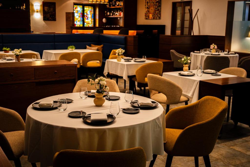 Restaurace v ubytování Vila Podvin