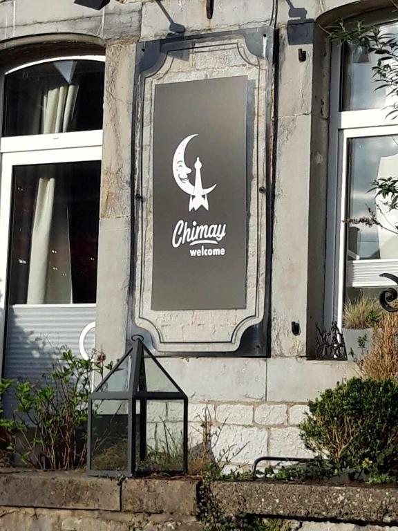 Certifikát, hodnocení, plakát nebo jiný dokument vystavený v ubytování " Chimay Welcome " ---------------- Au coeur de la ville historique --Exceptionnellement calme