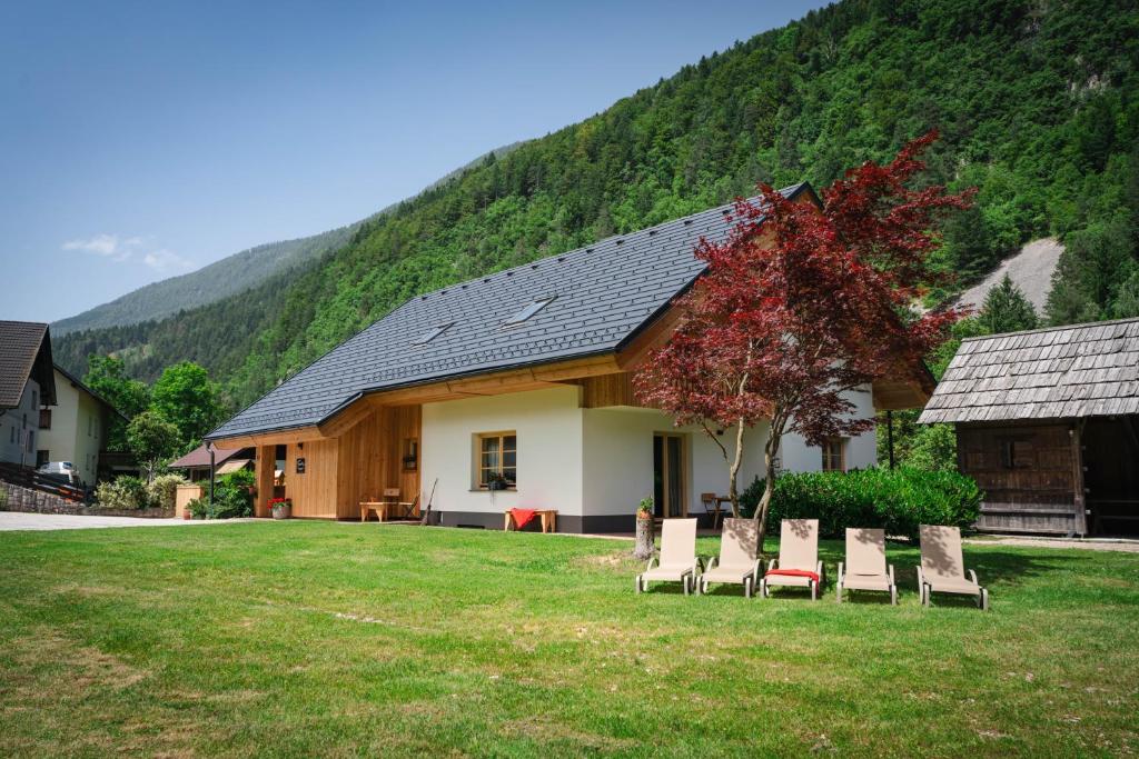 Nespecifikovaný výhled na hory nebo výhled na hory při pohledu z apartmánu