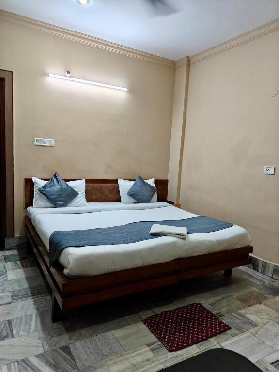 The Avantika Hotel & Woodland Restaurant - Camera Deluxe