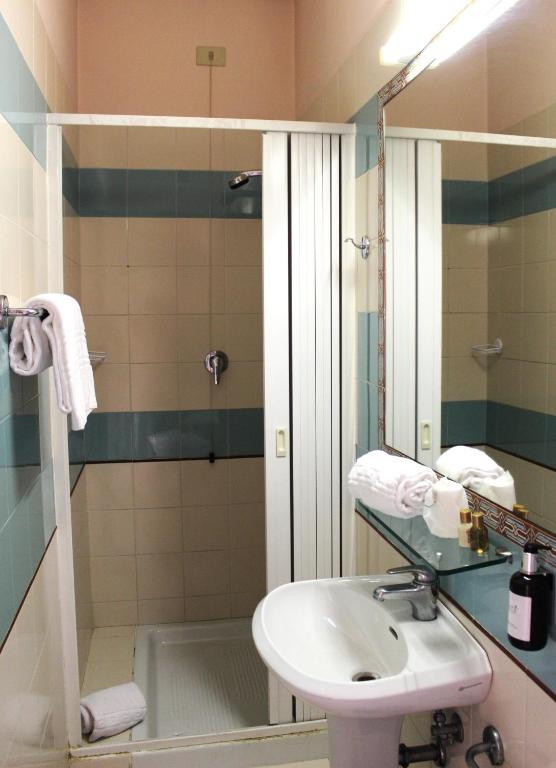 Koupelna v ubytování Phi Hotel Ambra