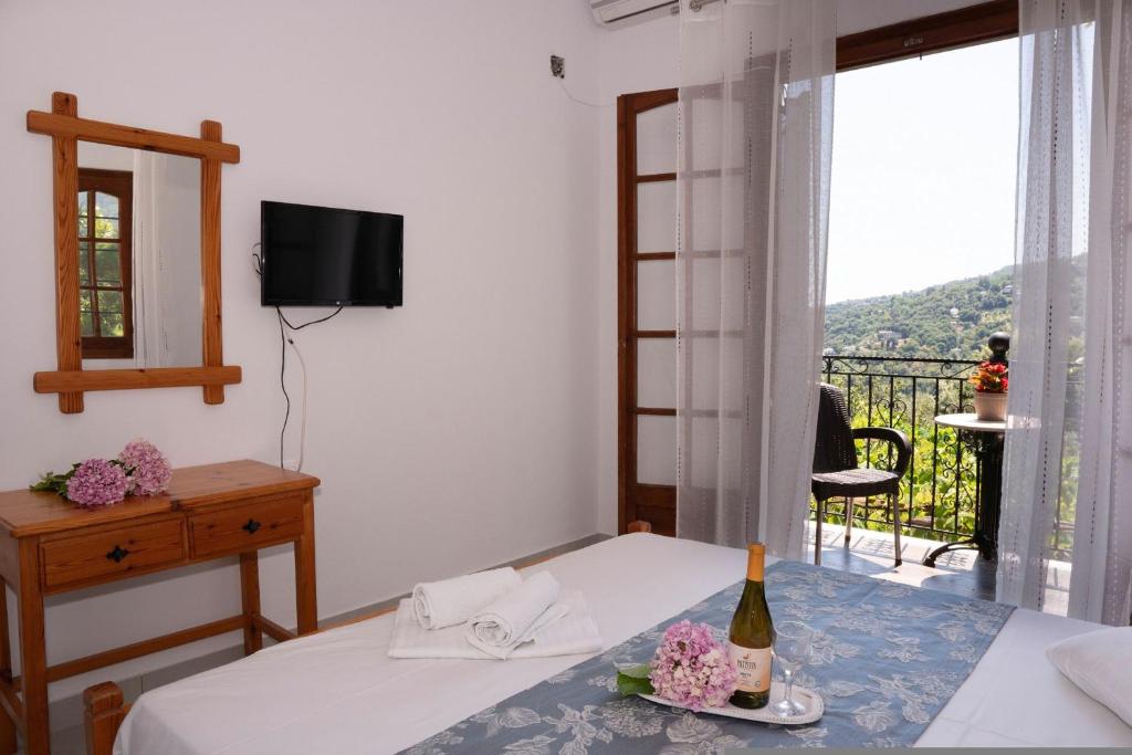 Nespecifikovaný výhled na hory nebo výhled na hory při pohledu z apartmánu