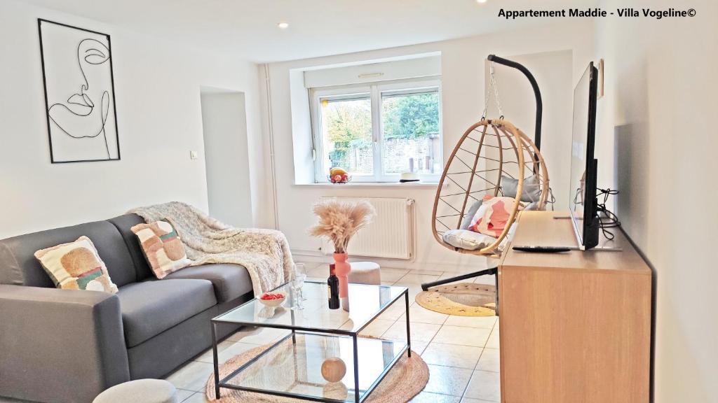 Posezení v ubytování Duplex proche foret et canal des Vosges