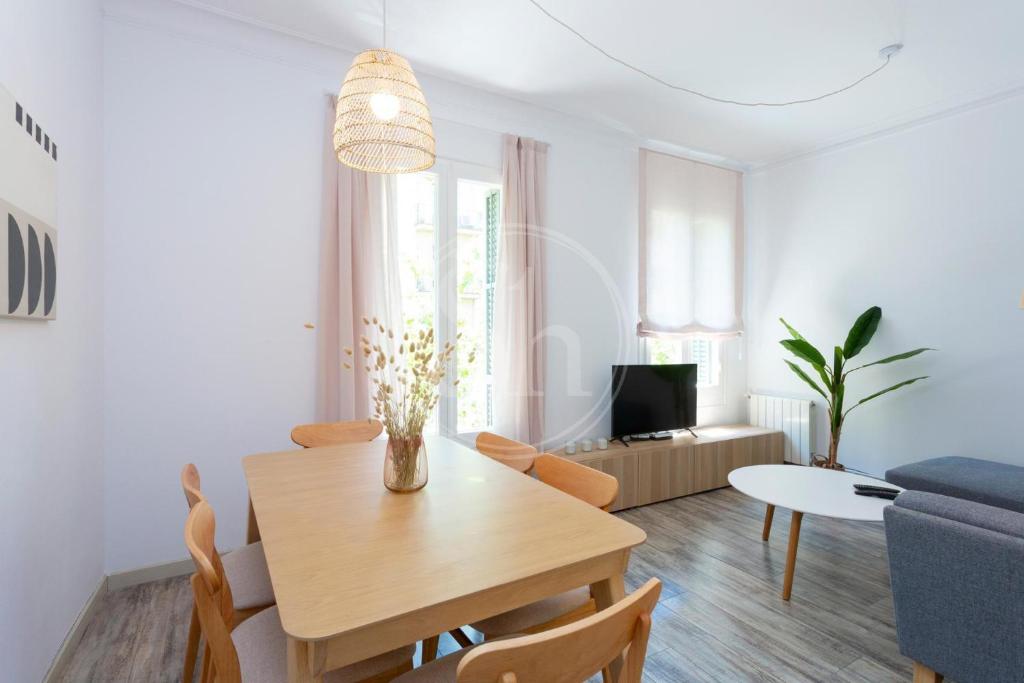Urban Retreat near Sagrada Familia - Eixample District