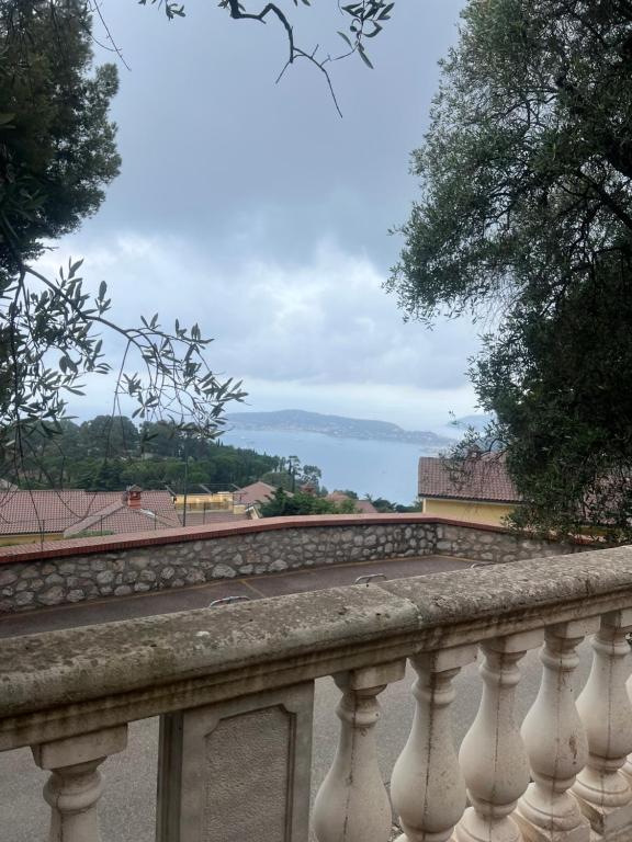 Afbeelding uit fotogalerij van Bas de villa vue mer Eze village in Èze