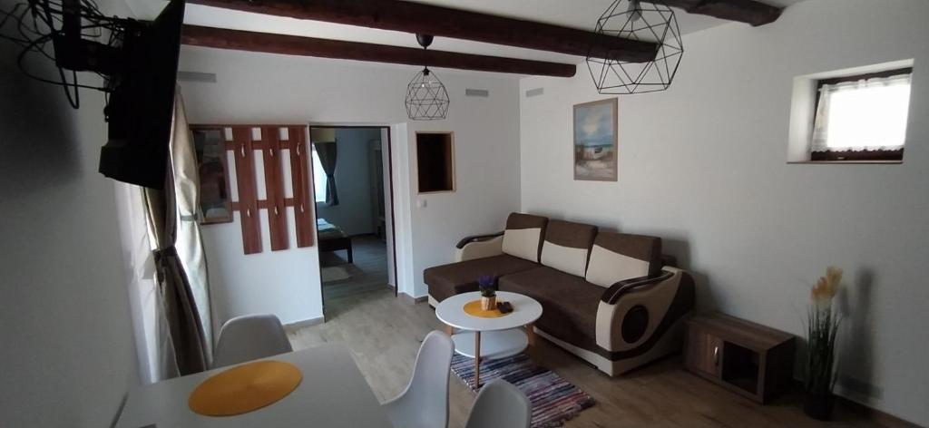 Posedenie v ubytovaní Szigligeti Panoráma Apartmanház
