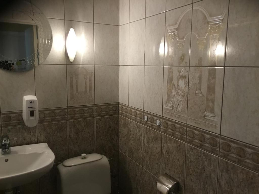 Koupelna v ubytování Staby Gårdshotell