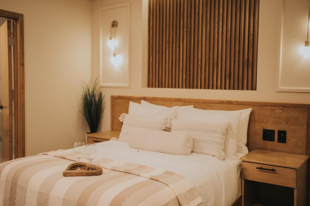 Postel nebo postele na pokoji v ubytování Jules & Laurent Hotel Contemporaneo