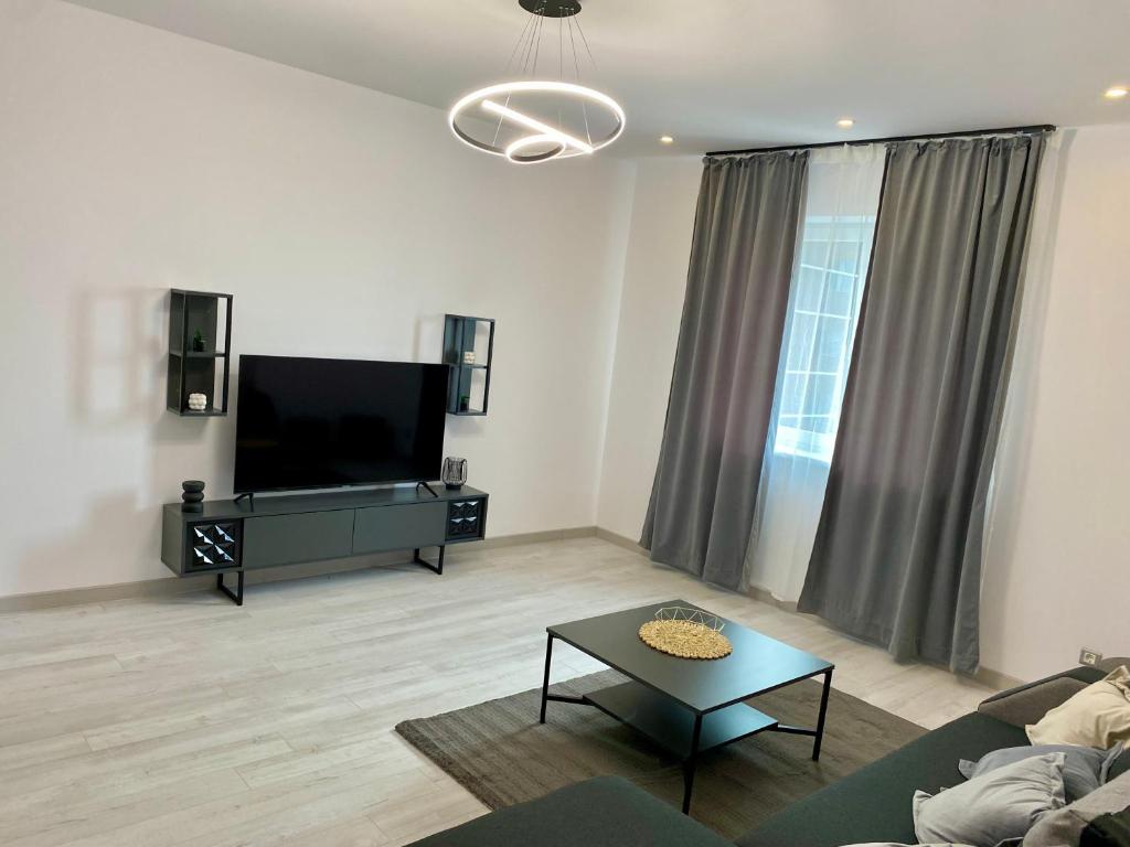 Deluxe Apartments & Studio With Many Facilities - Resim 32