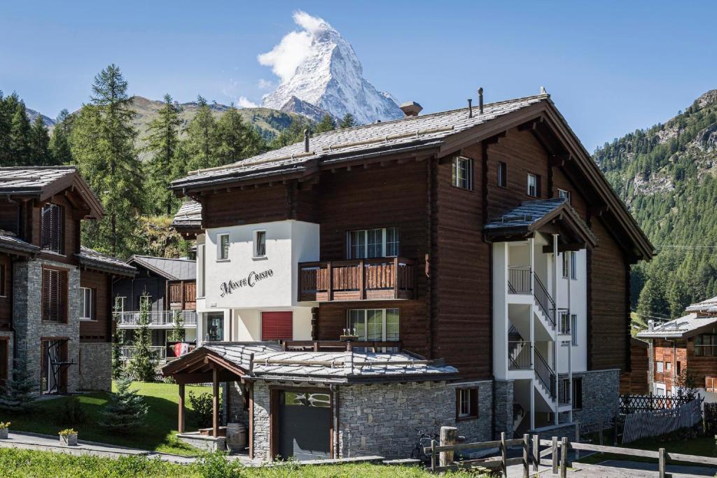 Nespecifikovaný výhled na hory nebo výhled na hory při pohledu z apartmánu