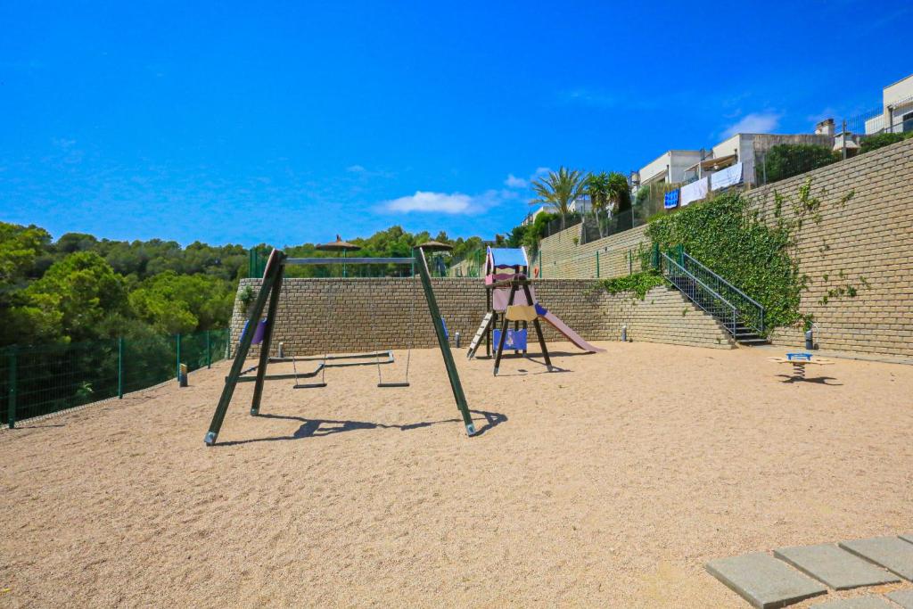 Herní místnost nebo prostor pro děti v ubytování LITORAL COSTA DORADA - LAS TERRAZAS Only families