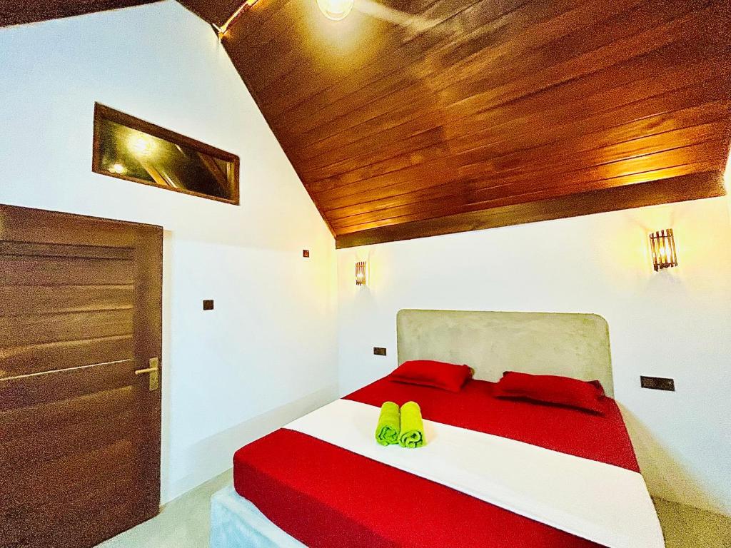 Postel nebo postele na pokoji v ubytování Maika safari lodge