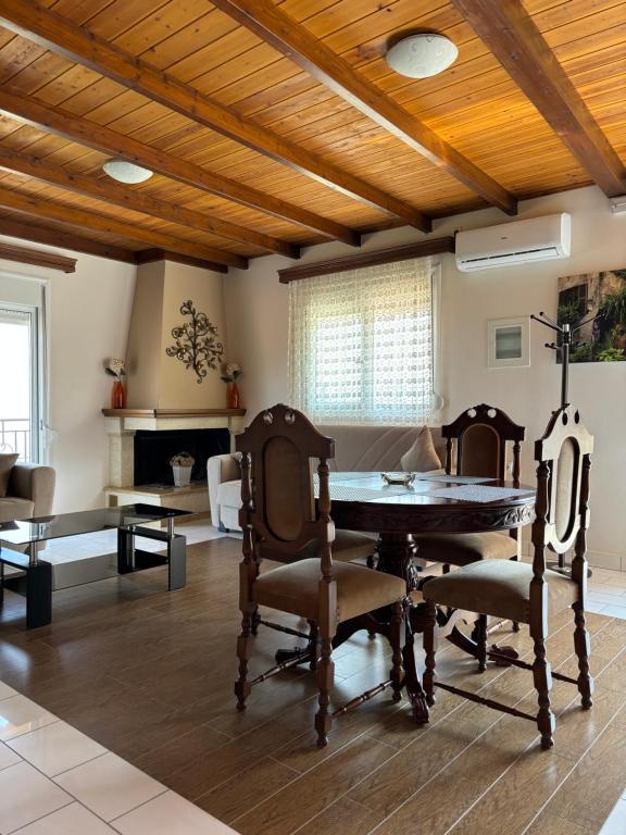 Posedenie v ubytovaní -Tsiakos Apartment- in Vryses