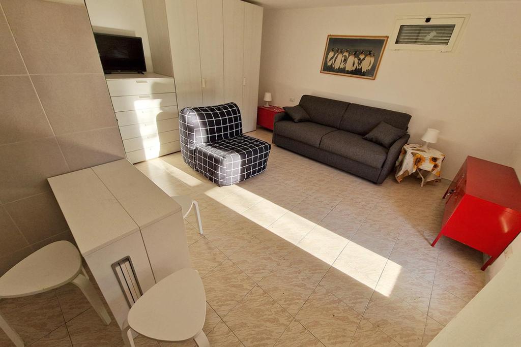 A seating area at Villino Norsi