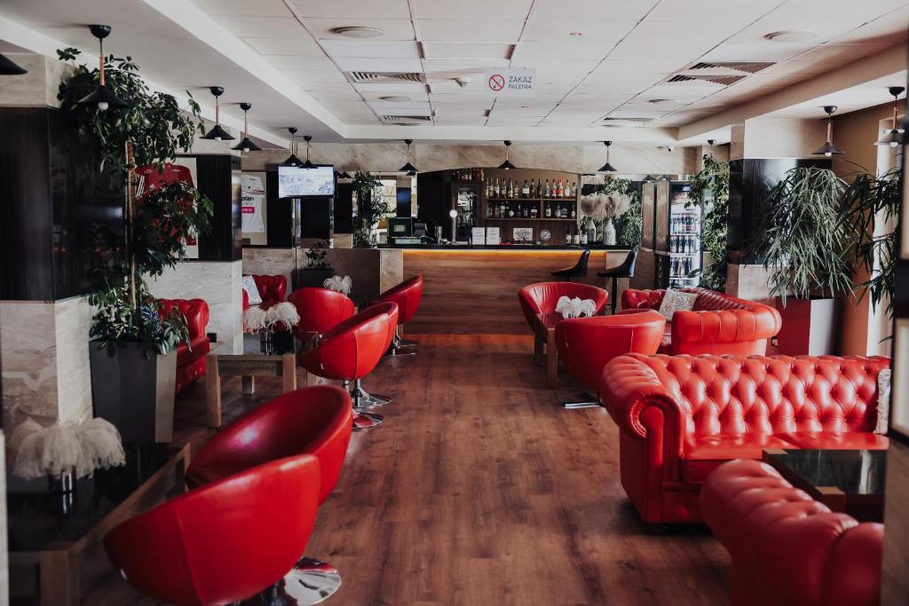 Ein Sitzbereich in der Unterkunft Park Hotel Diament Katowice