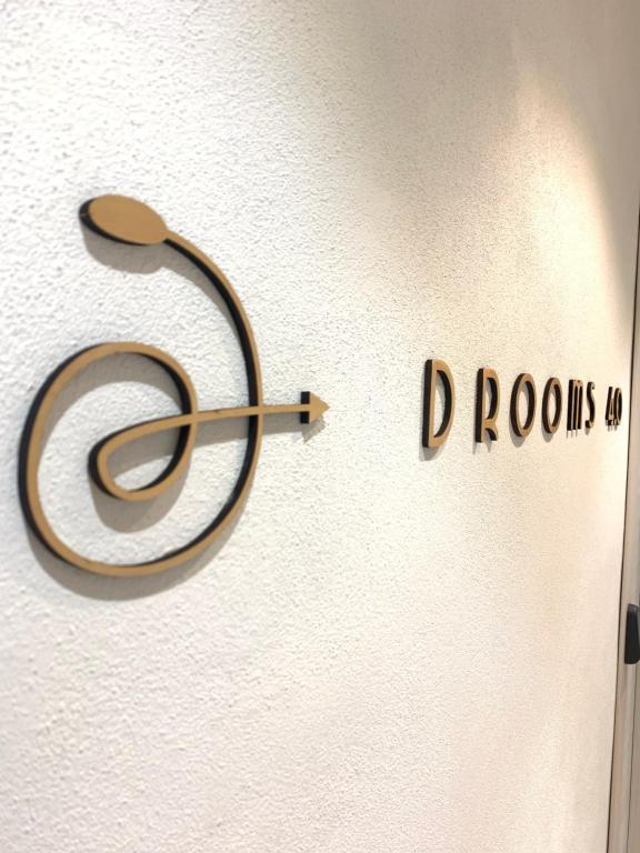 Certifikát, hodnocení, plakát nebo jiný dokument vystavený v ubytování DROOMS 4,0 domotic smart self 24h,7 vicino treni Porta Susa e Centro Storico