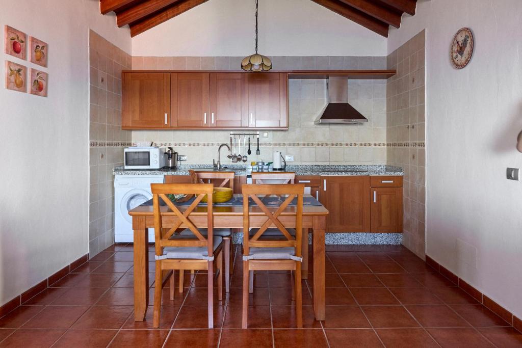 Kuchyňa alebo kuchynka v ubytovaní Casa Rural Los Perales