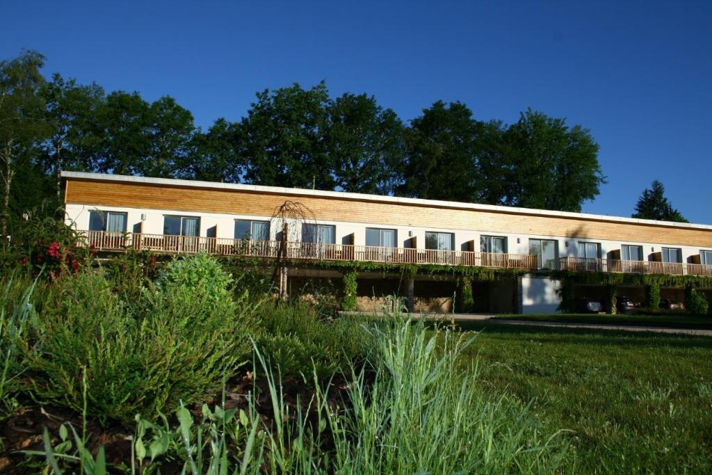 Zahrada ubytování Logis Hotel du Lac