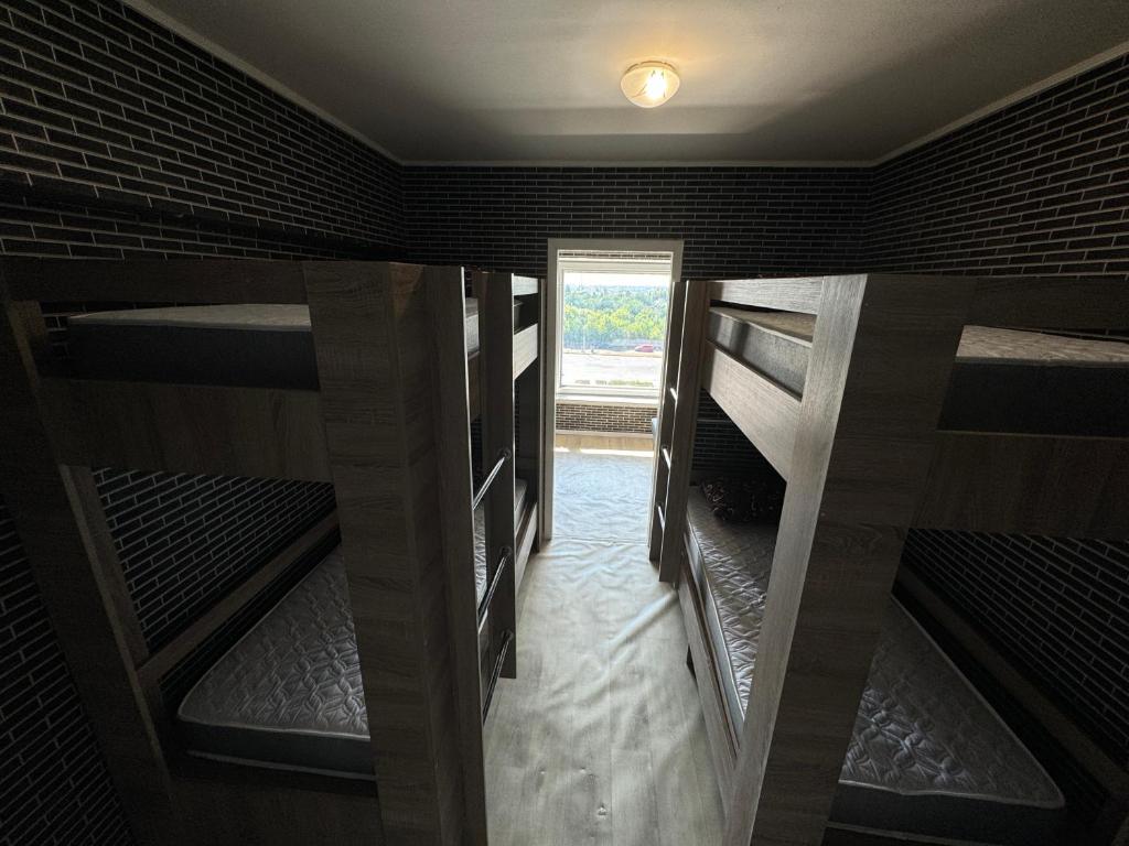 Готель на Автовокзалі - Stapelbed In Gemengde Slaapzaal