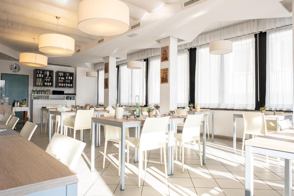 Restaurace v ubytování Hotel Rudy Cervia
