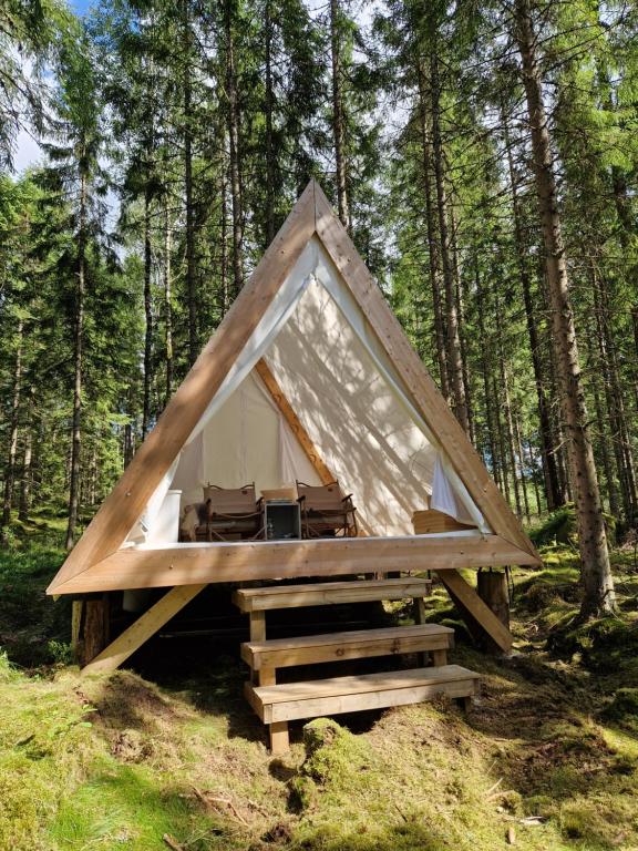 Příroda nedaleko luxury tent