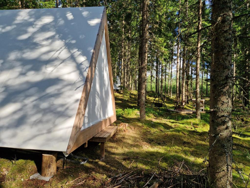 Příroda nedaleko luxury tent