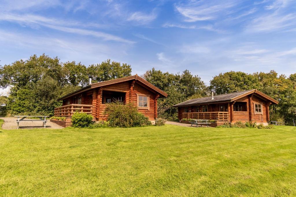 Κήπος έξω από το Buttercups Lodge