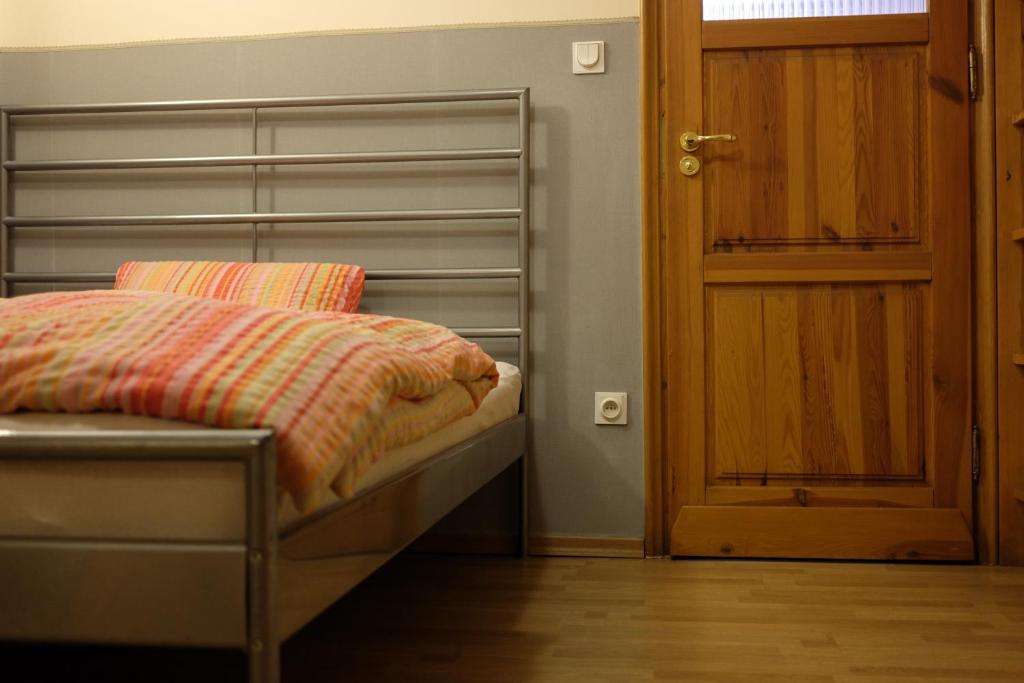 Academus Pub & Guest House - 19