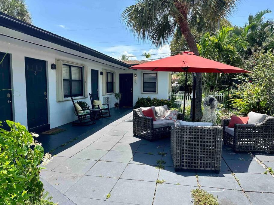 Zahrada ubytování Studio in Pompano Beach two blocks from the Ocean
