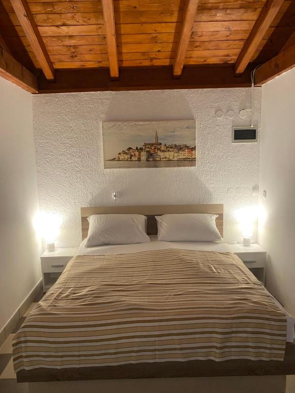 Postel nebo postele na pokoji v ubytování Villa Salyna