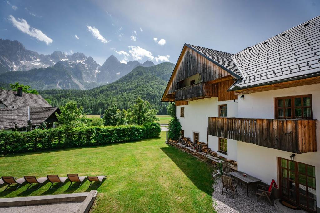Nespecifikovaný výhled na hory nebo výhled na hory při pohledu z apartmánu