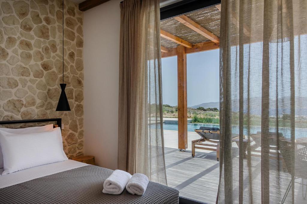 Obsidian Suites Milos photo