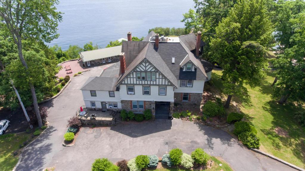 Depe Dene Lakeside Resort - Mansão Histórica Com Lakeview