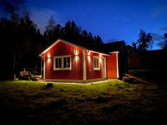 Fotografie z fotogalerie ubytování Lill-Stugan på Store Hage v destinaci Kareby