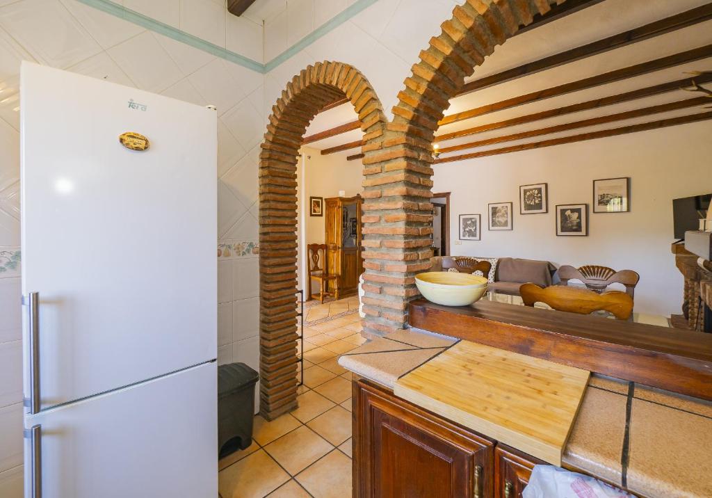Zdjęcie z galerii obiektu Cubo's Finca Colores de Alhaurin w mieście Alhaurín el Grande