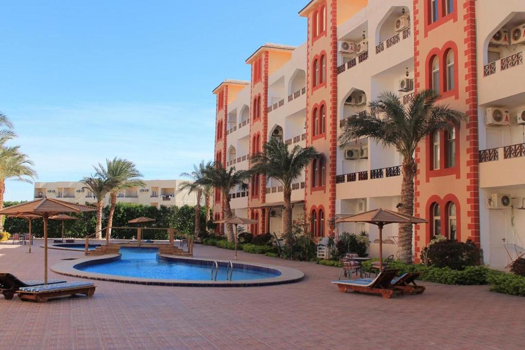 Bazén v ubytování Top House Hostel Sharm El Sheikh nebo v jeho okolí