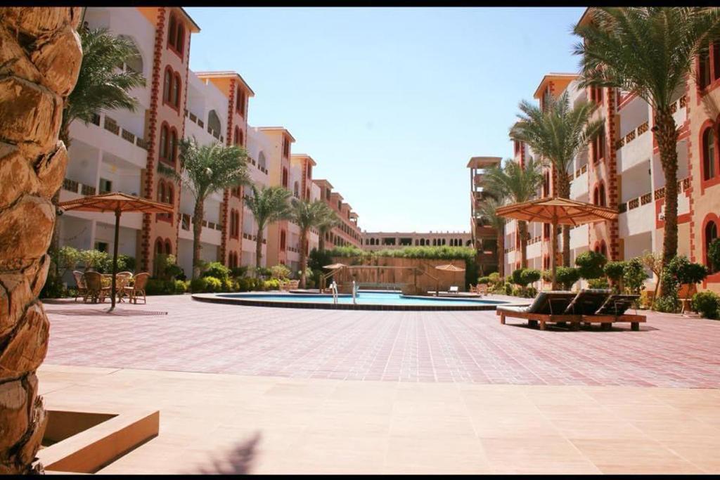 Bazén v ubytování Top House Hostel Sharm El Sheikh nebo v jeho okolí