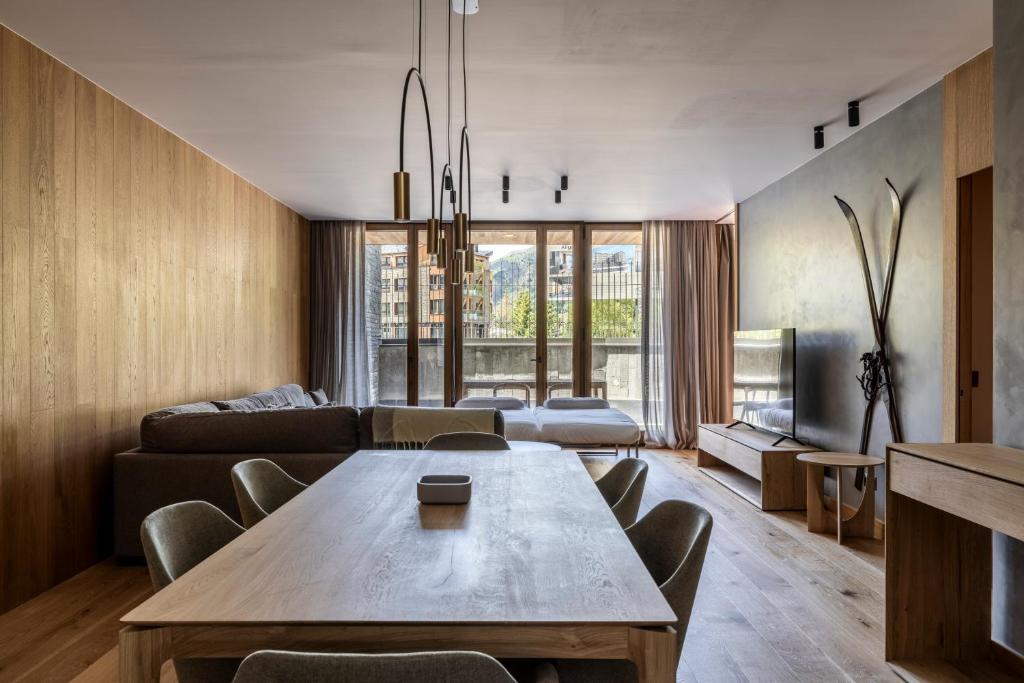 Posezení v ubytování Un diamante de montaña l A Pie De Pistas De Esquí - Gimnasio - Sauna - Piscina l 8Pax l by BonesVacances