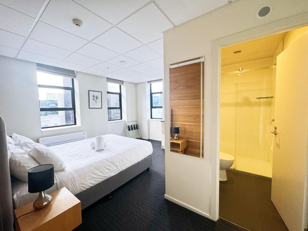 Postel nebo postele na pokoji v ubytování Park Hotel, Lambton Quay