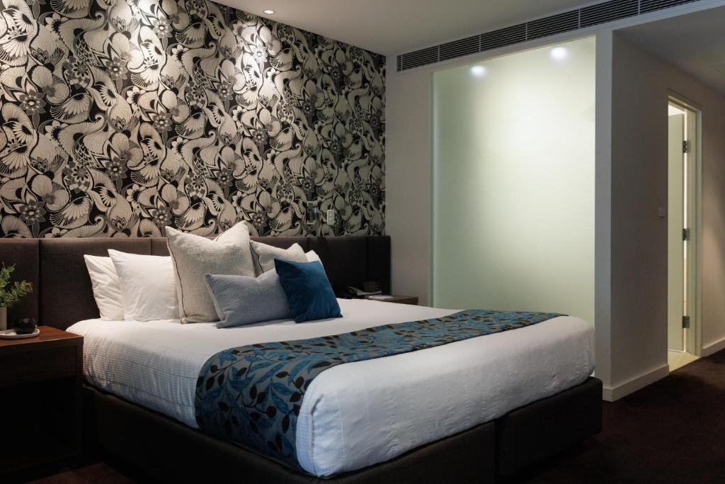 
Superior Suite with Spa Bath
