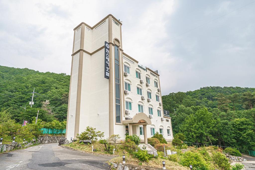 원스테이 호텔 강력…
