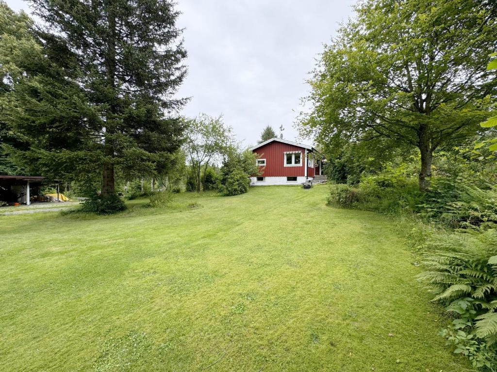 Fotografie z fotogalerie ubytování Cozy cottage with 10 beds near Landvetter v destinaci Landvetter