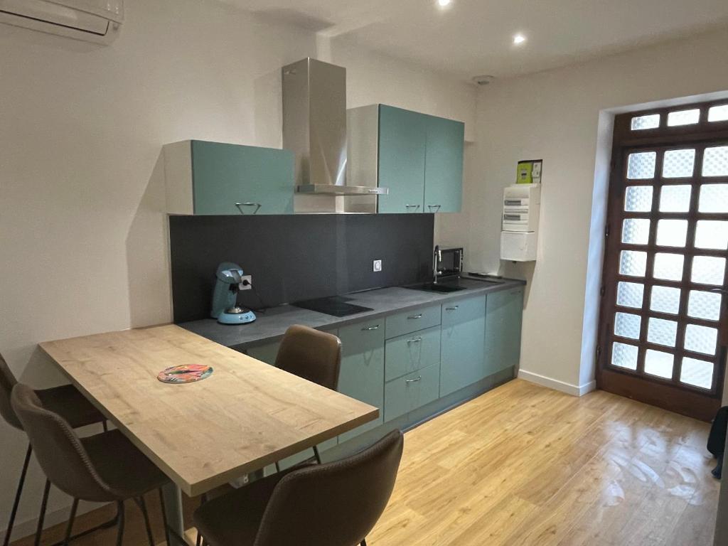 Le perroquet - One-Bedroom Apartment