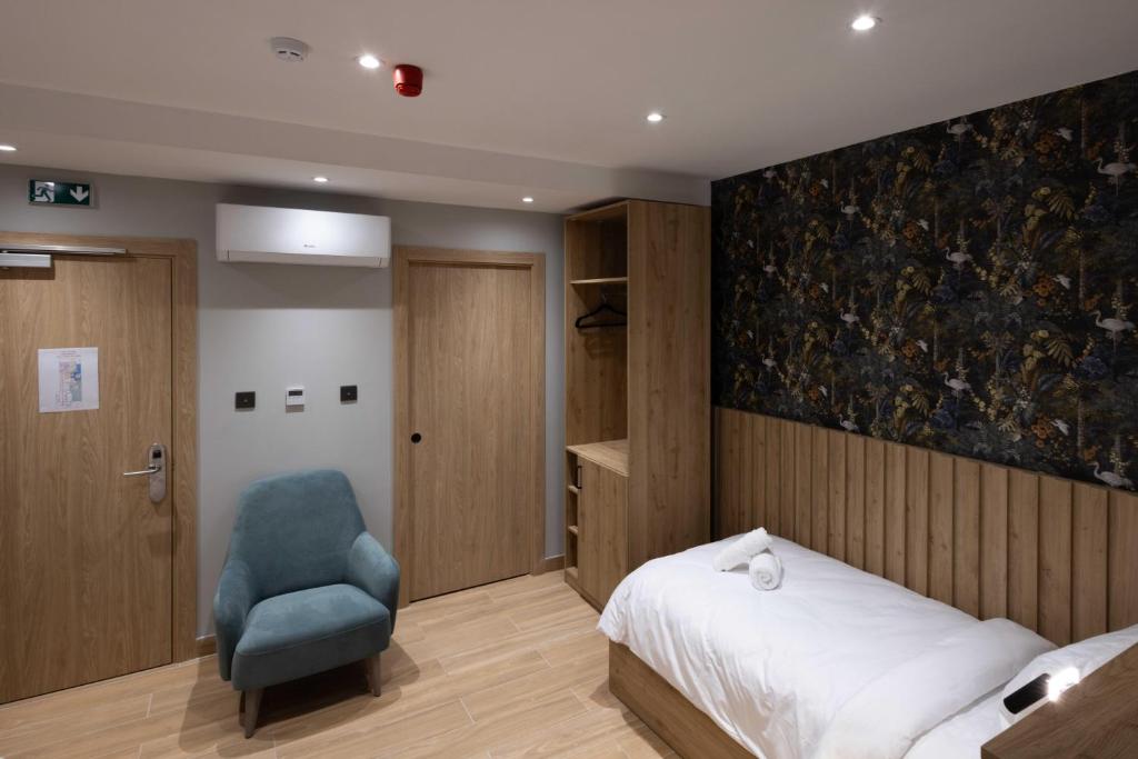 University Boutique Rooms - 7