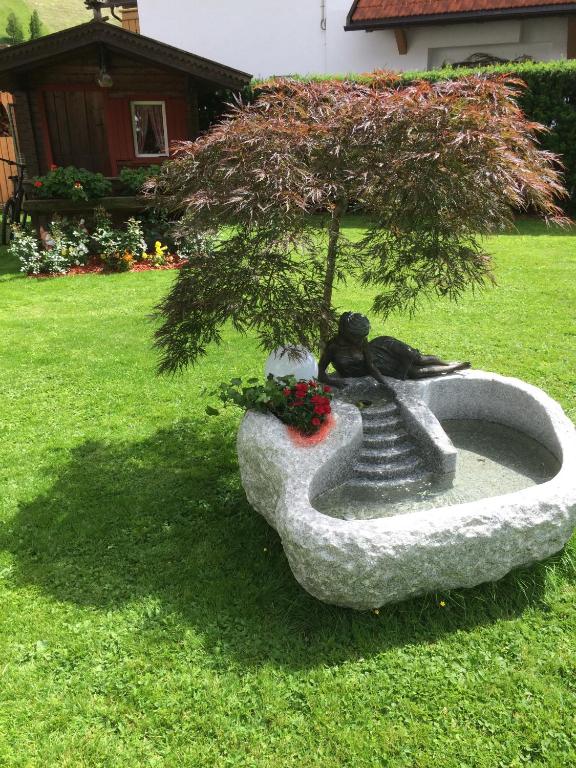 Ogród w obiekcie Pension Brugghof
