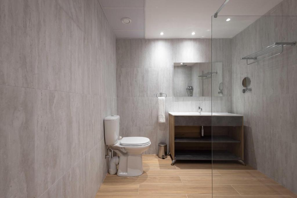 University Boutique Rooms - 18