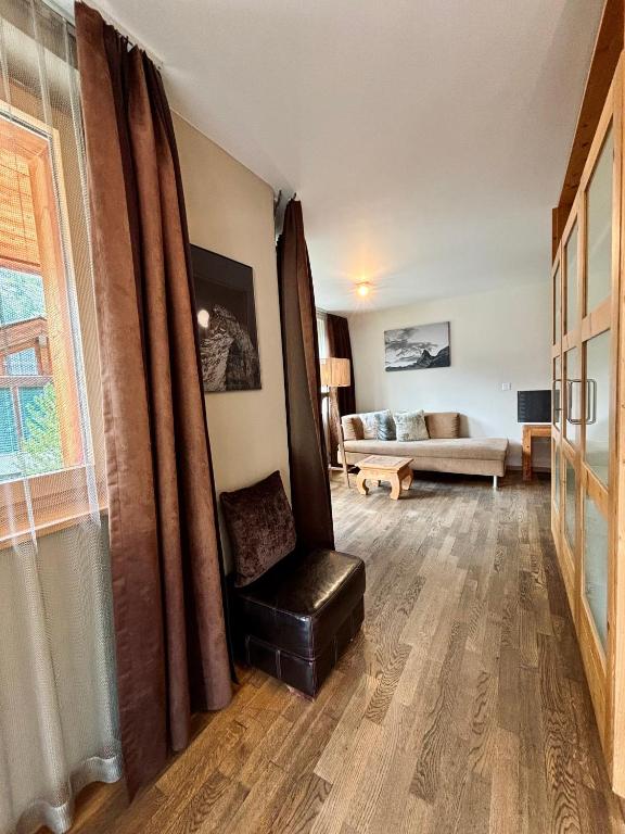 Posezení v ubytování Alpenlodge