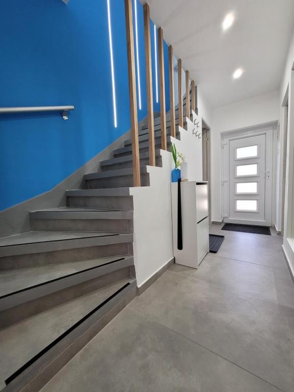 Fotografie z fotogalerie ubytování Blue Apartman v destinaci Dunaújváros