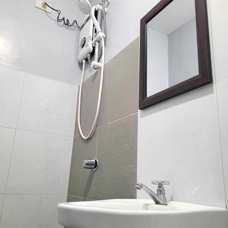 Koupelna v ubytování Borj Hotel